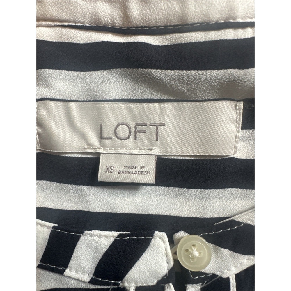 Womens Loft Blouse Ruffle Sleeve Business Casual Work Size XS Black White EUC - Picture 5 of 5